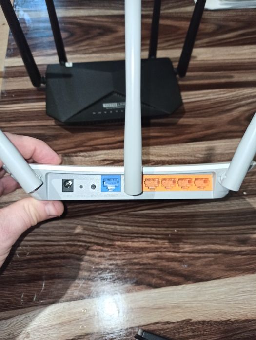 Продам Роутер Tp-link !