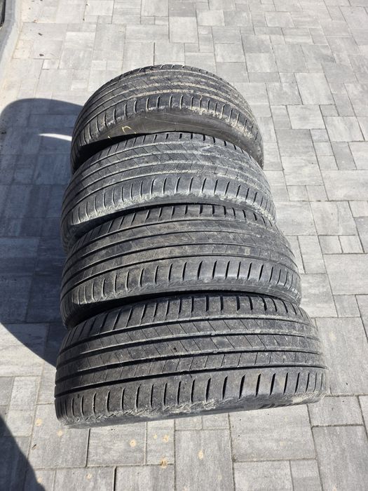 4x opony Bridgestone 225/55/R19