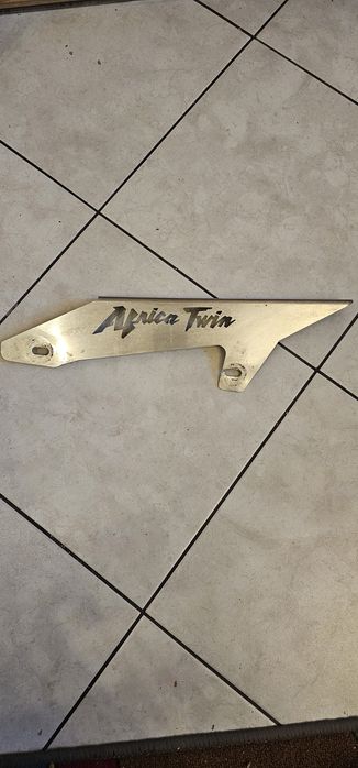 Osłona łańcucha HONDA XRV 750 RD07A RD07 africa twin