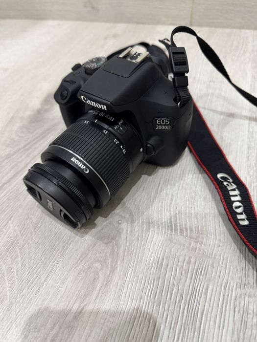 Canon EOS 2000D + 2 Lentes- Excelente estado