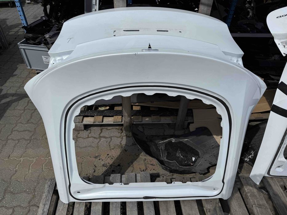 Tesla Model Y кришка багажника ляда - рест дорест