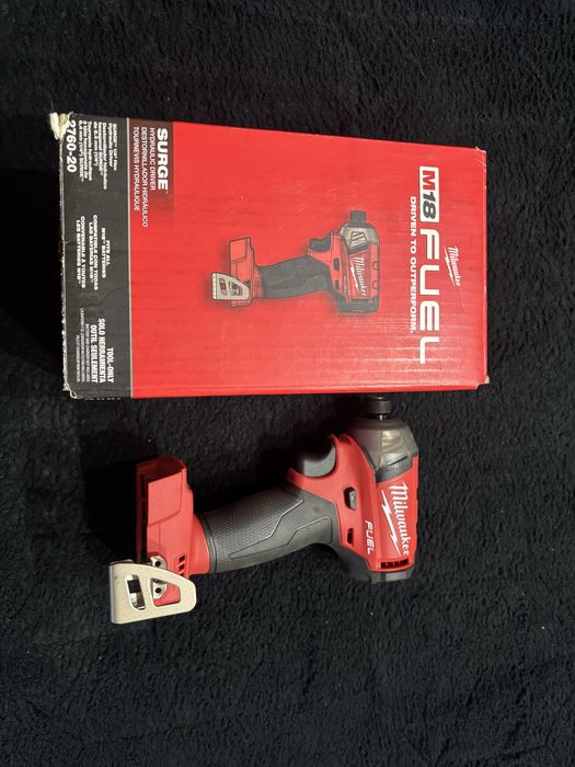 Milwaukee M18 SURGE Zakrętarka udarowa ¼