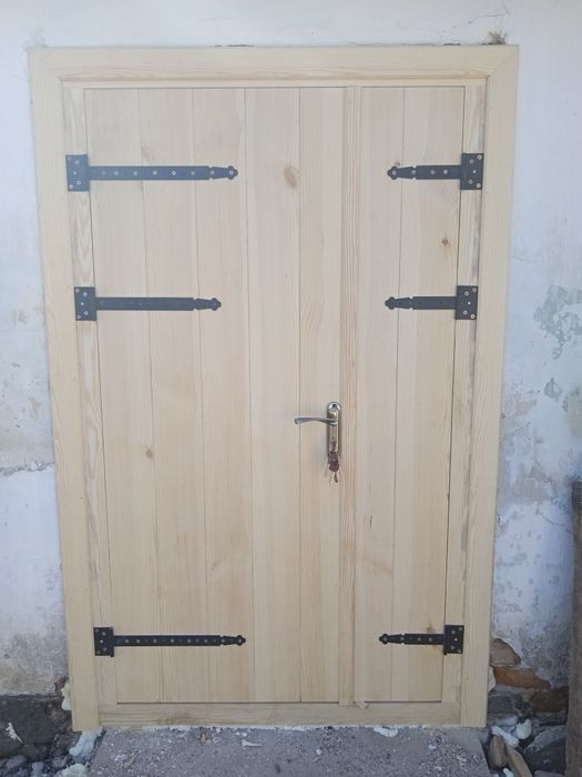 Двері в (льох, гараж, хлів)