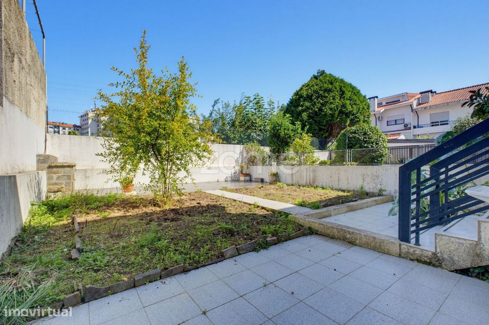 Moradia T4 / T5 com Garagem | Quinta das Rosas, Vilar do Paraíso