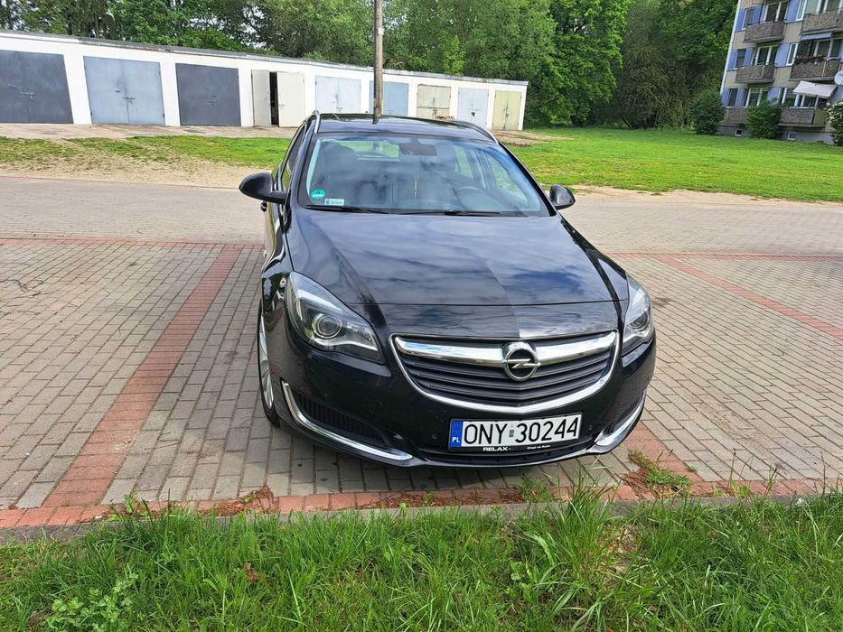 Opel Insignia 2.0 CDTI Sports Tourer 4x4 – Bogate wyposażenie, 170 KM, zadbany