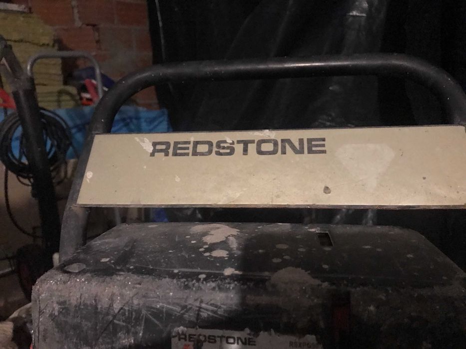 alugo martelo demolidor profissional