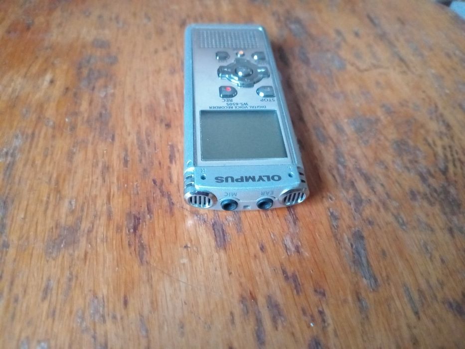 Цифровой диктофон Olympus WS-650S