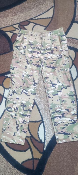 Продам штани Софтшел.