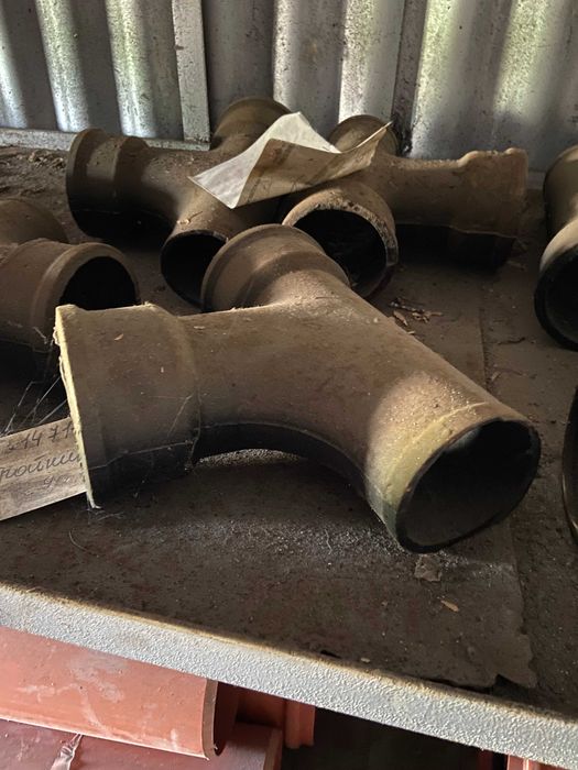 Труби чавунні та фітінги