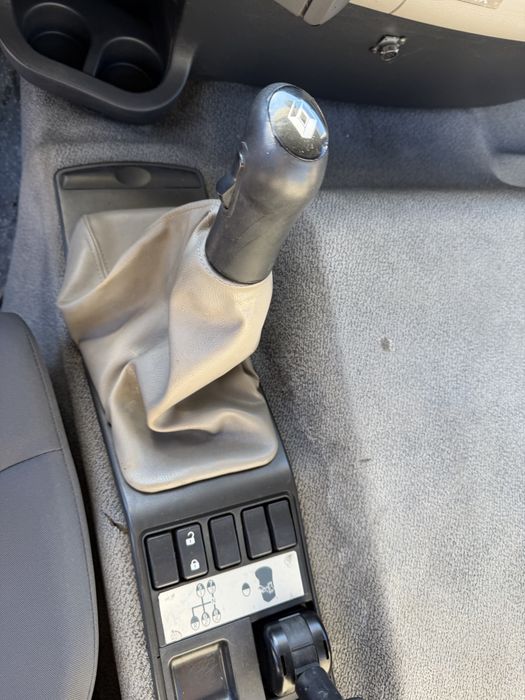 Camião kerax com Ampliroll e grua