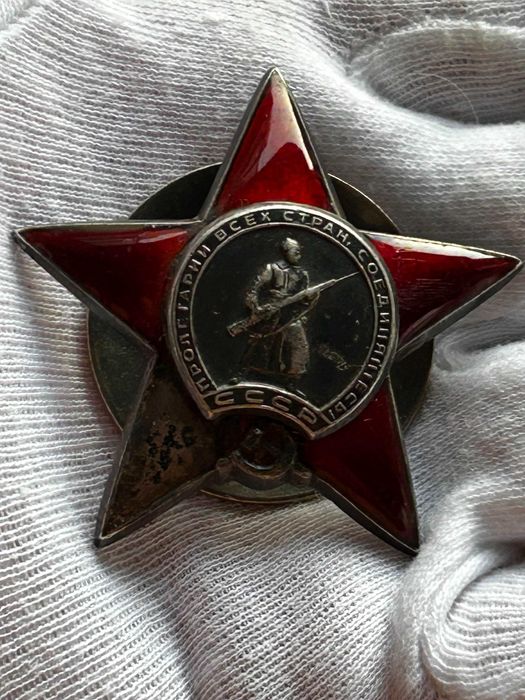 Zestaw medali dla tankowca