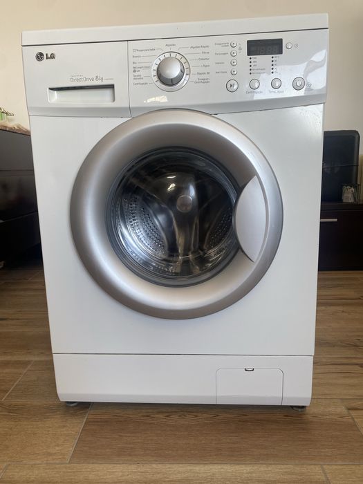 Máquina de lavar roupa LG 8 Kgs