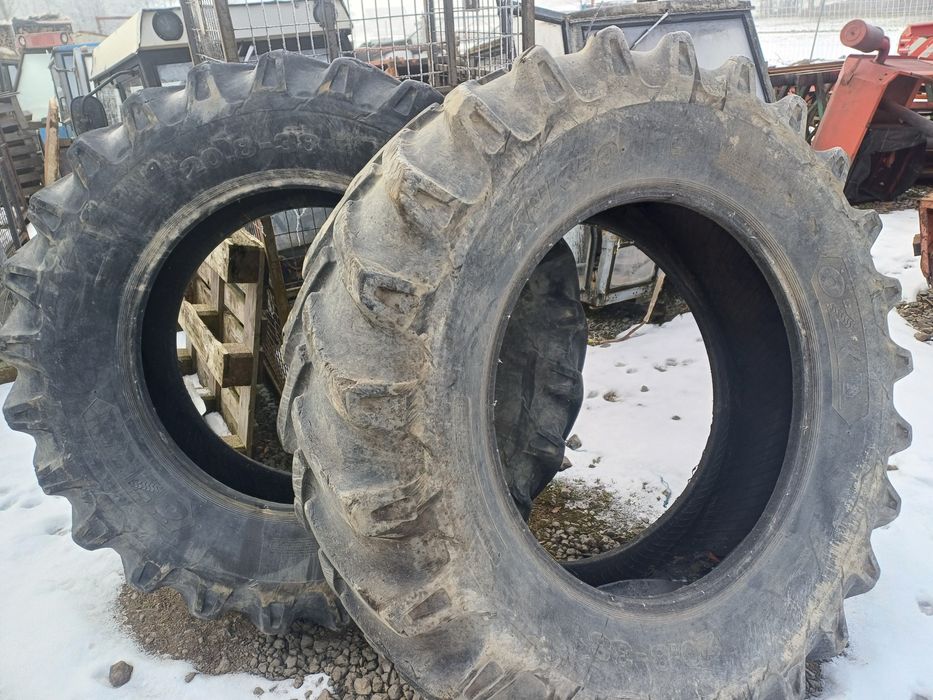 Opony 20,8  38 rolnicze, leśna