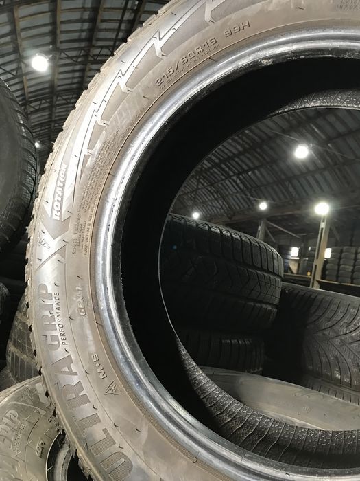 Як НОВІ  Шини б/у зима 215/60 16 Goodyaer ultra grip Perfomance