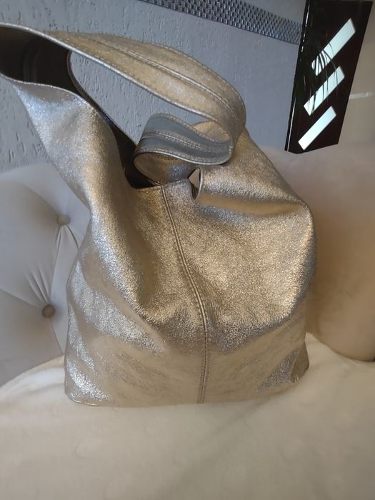 Torebka złota ze skóry