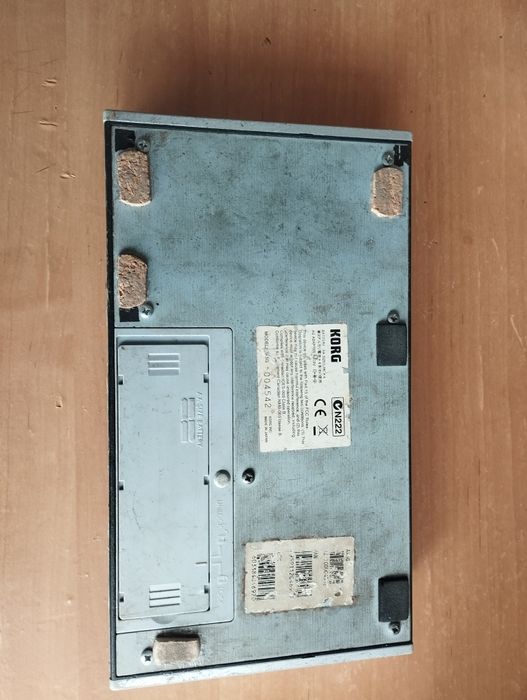 Електрогітара Legend і процесор Korg AX5G