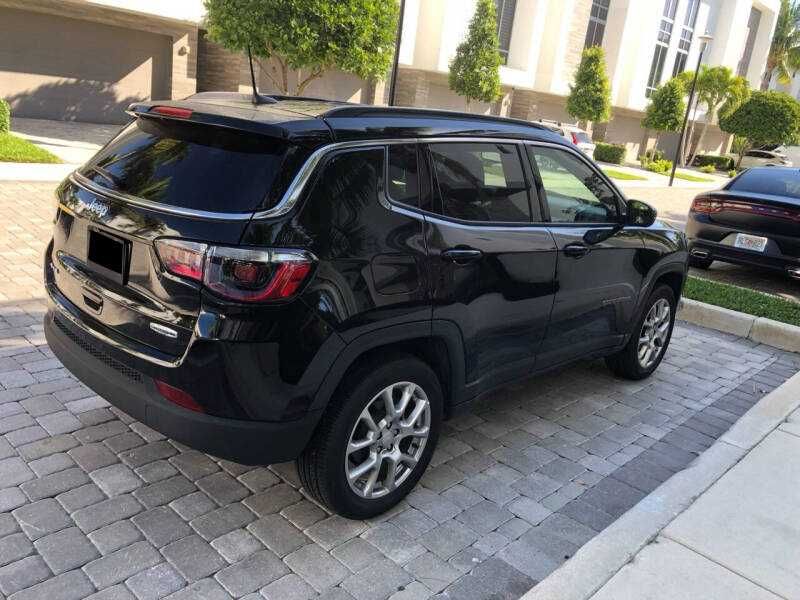 2023 Jeep Compass Latitude Lux