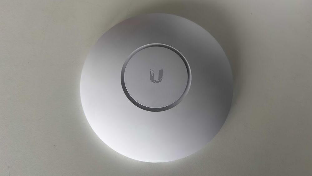 Access Point Ubiquiti (UAP-AC-HD) - Unifi