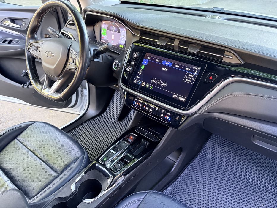 Chevrolet bolt EUV 2022 Шевролет болт EUV