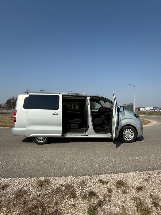 Wynajem Busa 9 Osobowego Przewóz Osób