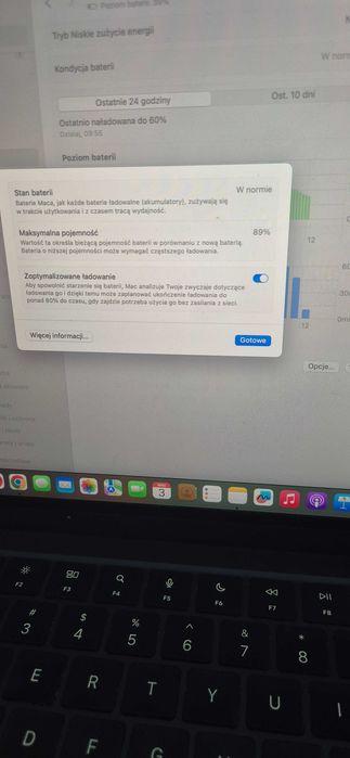 Macbook air m2 13,6 8core 8gb RAM 256gb SSD