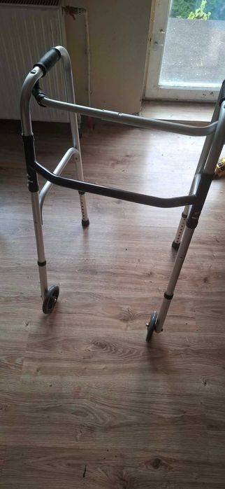 Balkonik dla dorosłych rehabilitacyjny