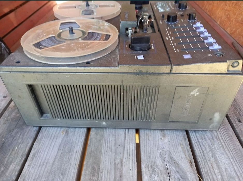 Ретро Магнітофон, Магнітола Юпітер МК-106С