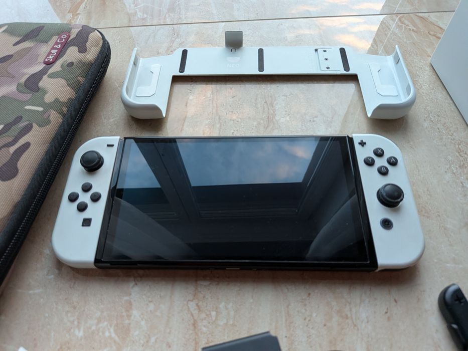 Nintendo Switch OLED bogaty zestaw