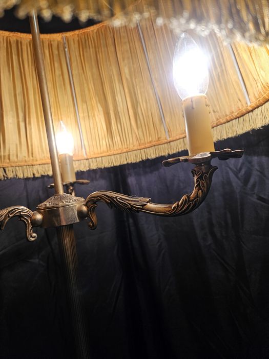 Candeeiro estilo luis XV