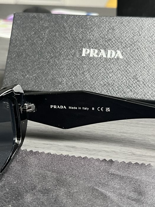 Okulary przeciwsłoneczne Prada
