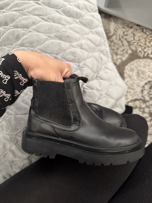 Продам ботінки zara