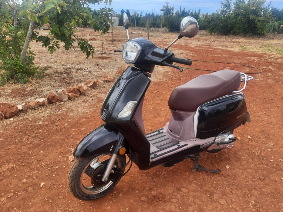 Scooter keeway zahara 125