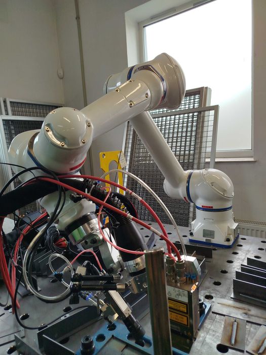 Robot Yaskawa HC10DTP