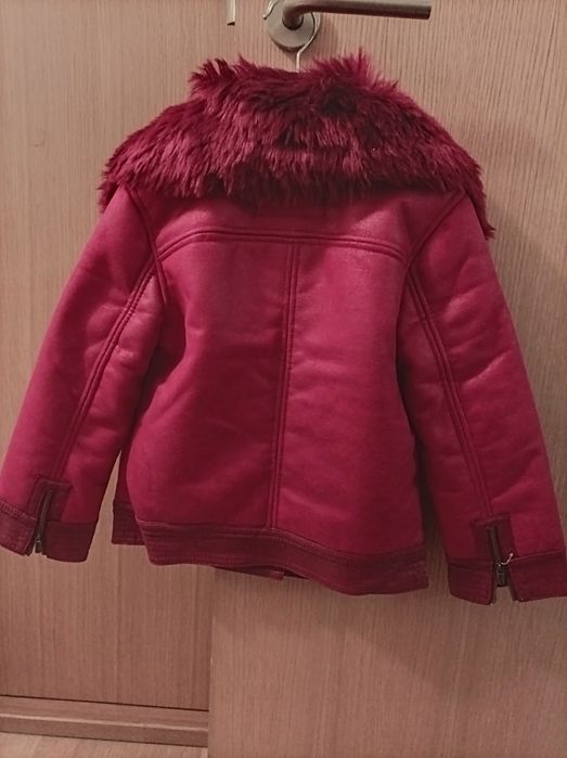 Casaco de criança vermelho
