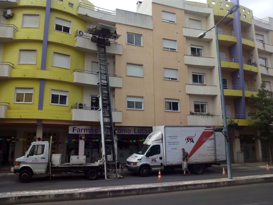 Empresas de Mudanças em Lisboa Sintra Porto Leiria Coimbra Algarve