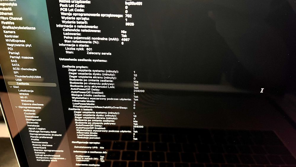 Apple MacBook Pro 15” A1707 16gb 512gb Touchbar