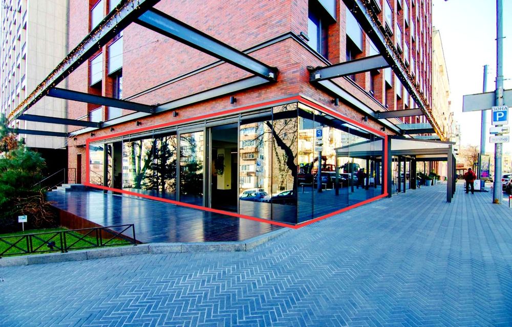Оренда Фасадного Приміщення 204 m² | Без Комісії | + Тераса | вул. Саксаганського