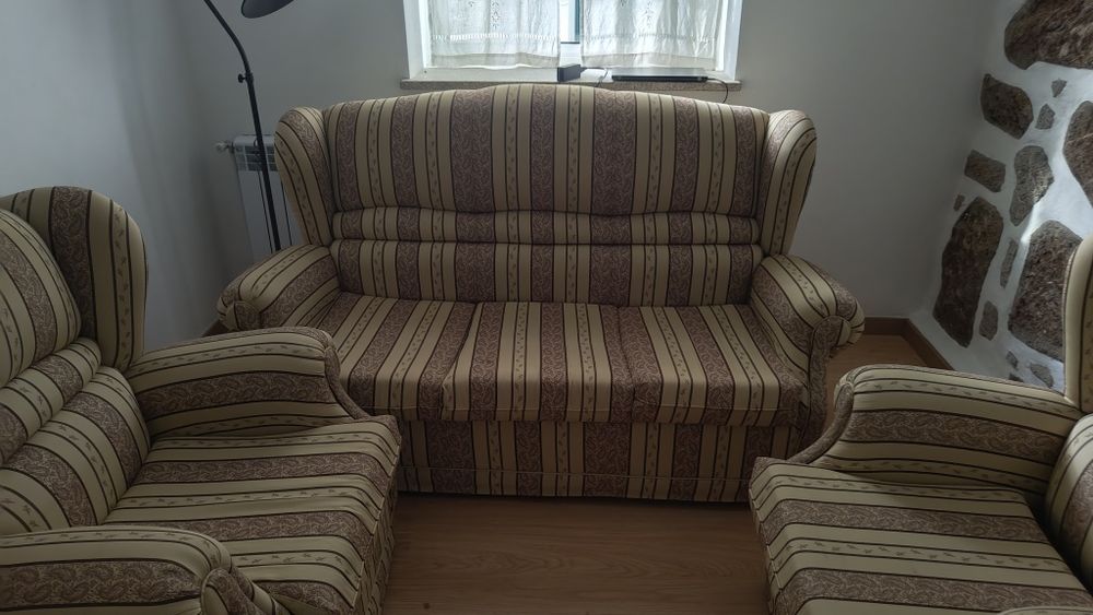 Sofa e duas poltronas