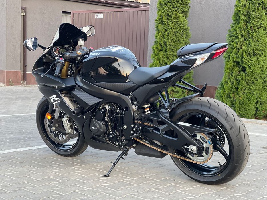 Suzuki GSX-R 750, 2024 cпортивний мотоцикл Сузуки Джиксер