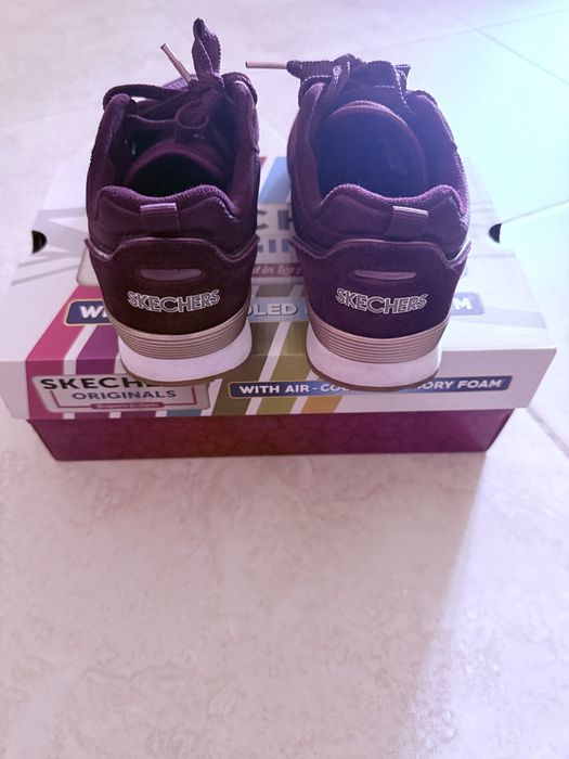 Ténis  Skechers OG 85 - Gold'n Gurl