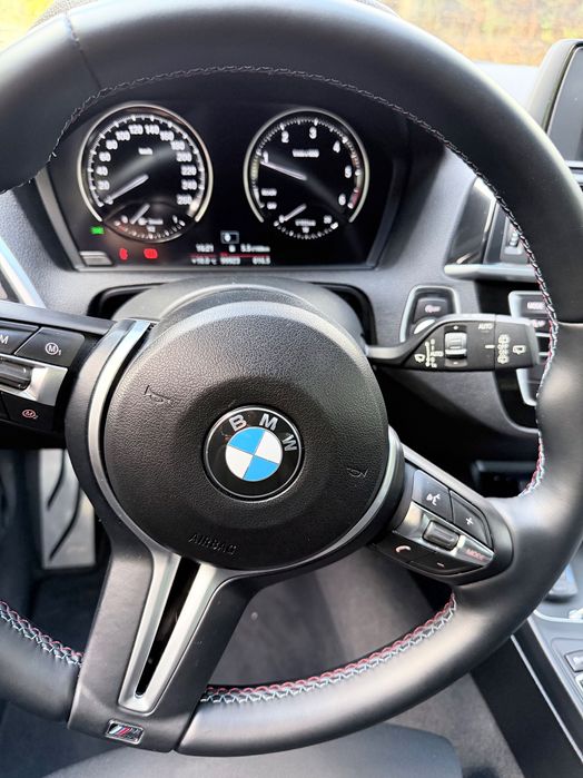 BMW 120d pack Performance Ano 2019/ só 99 mil km/ Garantia