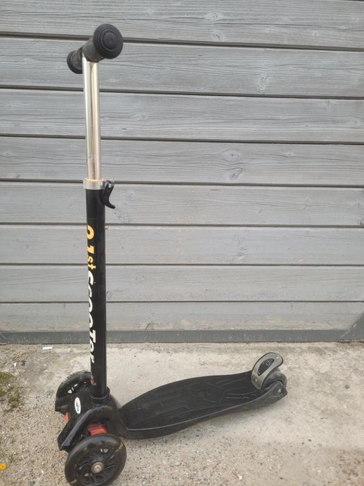 Hulajnoga balansowa trójkołowa Scooter