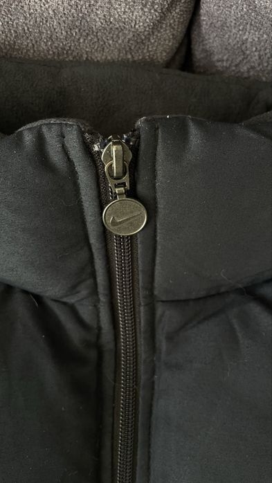 Куртка Nike оригінал розмір М