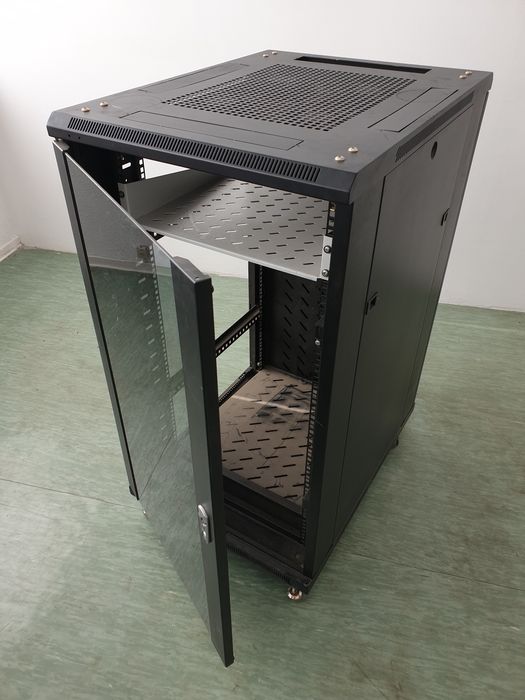 Szafa serwerowa RACK 19" 22U, głęboka 80 cm – pod Dell R720, przeszklone drzwi.