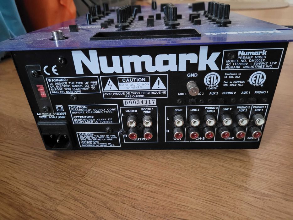 Mixer Numark DM2002X