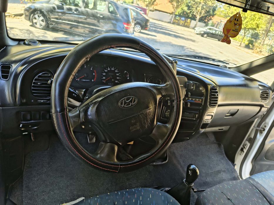 Hyundai H1 2.5 TD