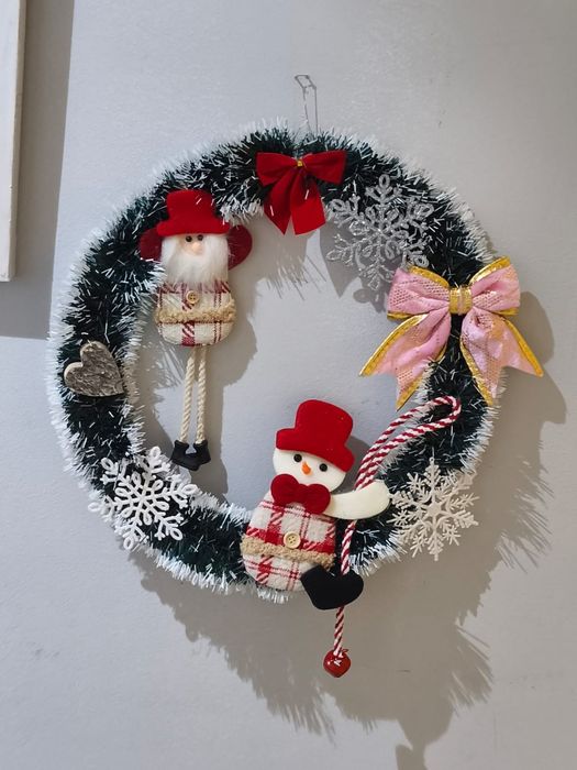 Świąteczne wianki na drzwi