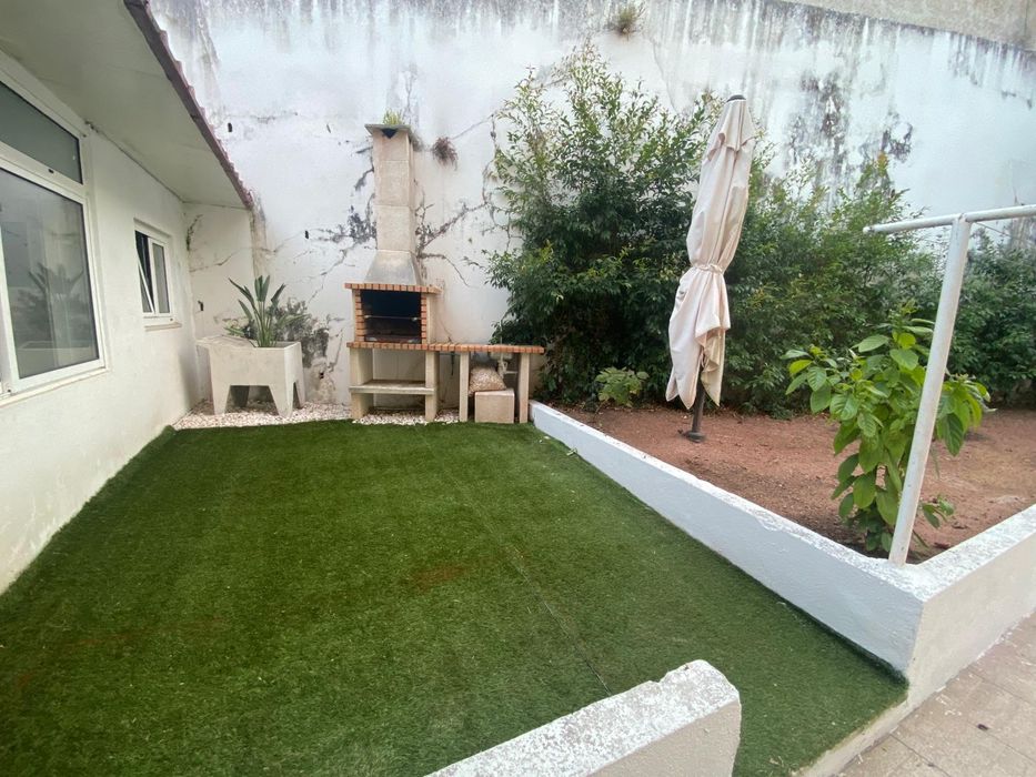 T3 + 1 com terraço privativo nos Olivais