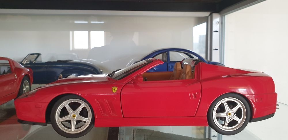 Ferrari Superamerica...miniat hotweels ELITE