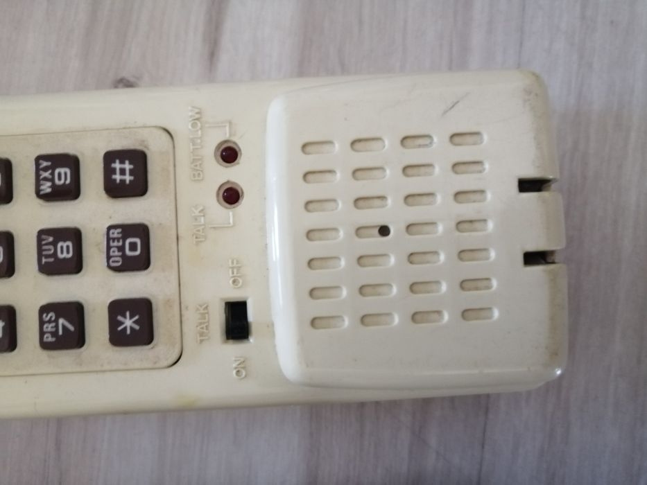 Zabytkowy aparat telefoniczny